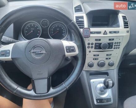 Опель Зафира 2008 в Хмельницком на Automoto.ua Белый Опель Зафира, объемом двигателя 1.8 л и пробегом 298 тыс. км за 5600 $, фото 115 на Automoto.ua