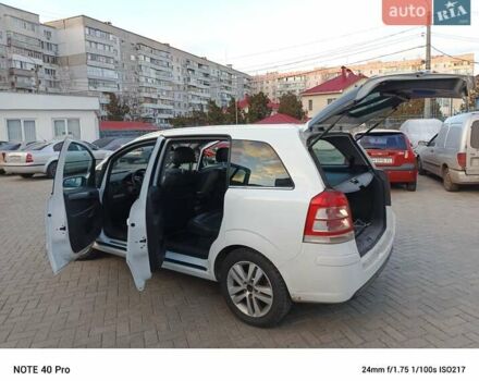 Белый Опель Зафира, объемом двигателя 1.69 л и пробегом 265 тыс. км за 6100 $, фото 22 на Automoto.ua