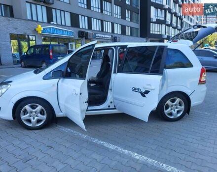 Опель Зафира 2008 в Хмельницком на Automoto.ua Белый Опель Зафира, объемом двигателя 1.8 л и пробегом 298 тыс. км за 5600 $, фото 52 на Automoto.ua