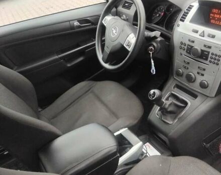 Белый Опель Зафира, объемом двигателя 1.6 л и пробегом 183 тыс. км за 6200 $, фото 7 на Automoto.ua