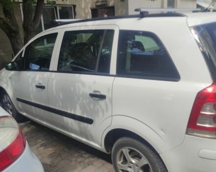 Білий Опель Зафіра, об'ємом двигуна 1.6 л та пробігом 360 тис. км за 4500 $, фото 3 на Automoto.ua