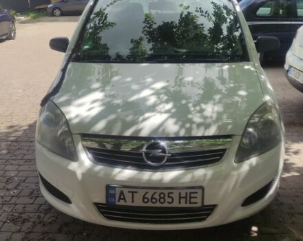 Білий Опель Зафіра, об'ємом двигуна 1.6 л та пробігом 360 тис. км за 4500 $, фото 1 на Automoto.ua