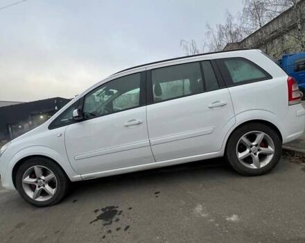 Белый Опель Зафира, объемом двигателя 1.7 л и пробегом 270 тыс. км за 5800 $, фото 3 на Automoto.ua