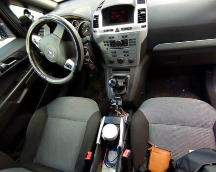 Білий Опель Зафіра, об'ємом двигуна 1.9 л та пробігом 300 тис. км за 5500 $, фото 8 на Automoto.ua