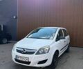 Белый Опель Зафира, объемом двигателя 1.6 л и пробегом 165 тыс. км за 6515 $, фото 1 на Automoto.ua