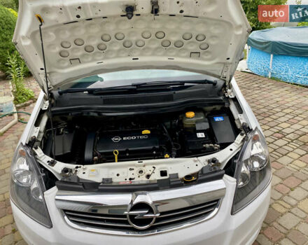 Белый Опель Зафира, объемом двигателя 1.6 л и пробегом 257 тыс. км за 6200 $, фото 21 на Automoto.ua