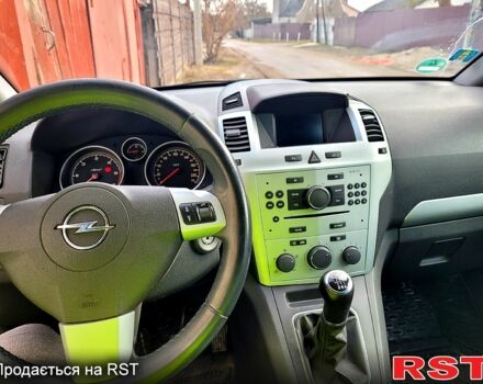 Белый Опель Зафира, объемом двигателя 1.7 л и пробегом 270 тыс. км за 6560 $, фото 5 на Automoto.ua
