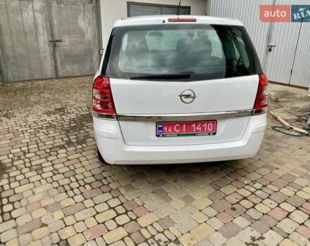 Белый Опель Зафира, объемом двигателя 1.6 л и пробегом 257 тыс. км за 6200 $, фото 6 на Automoto.ua
