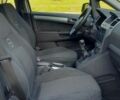 Белый Опель Зафира, объемом двигателя 1.69 л и пробегом 250 тыс. км за 5800 $, фото 1 на Automoto.ua