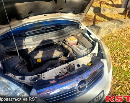 Белый Опель Зафира, объемом двигателя 1.7 л и пробегом 270 тыс. км за 6530 $, фото 3 на Automoto.ua