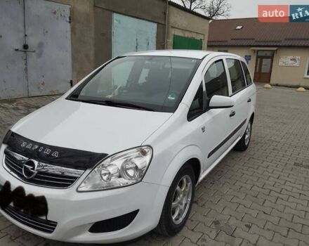 Белый Опель Зафира, объемом двигателя 1.6 л и пробегом 183 тыс. км за 6200 $, фото 3 на Automoto.ua
