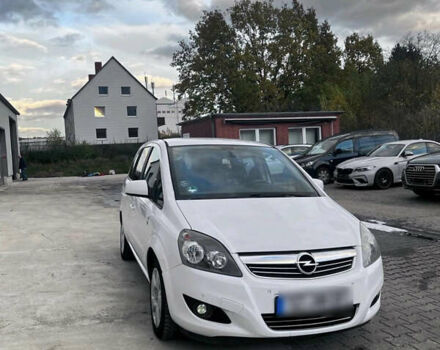 Білий Опель Зафіра, об'ємом двигуна 1.6 л та пробігом 205 тис. км за 4950 $, фото 1 на Automoto.ua