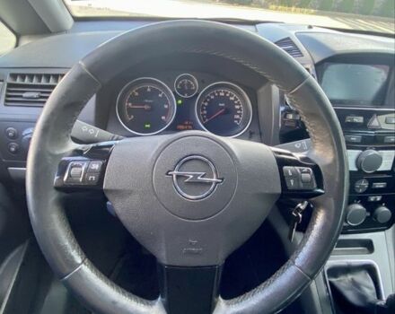 Белый Опель Зафира, объемом двигателя 1.7 л и пробегом 225 тыс. км за 7000 $, фото 15 на Automoto.ua