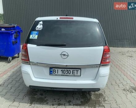 Белый Опель Зафира, объемом двигателя 1.6 л и пробегом 185 тыс. км за 6500 $, фото 2 на Automoto.ua