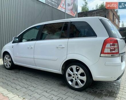 Белый Опель Зафира, объемом двигателя 1.6 л и пробегом 185 тыс. км за 6500 $, фото 3 на Automoto.ua
