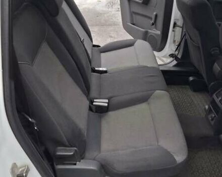 Белый Опель Зафира, объемом двигателя 1.6 л и пробегом 325 тыс. км за 5950 $, фото 11 на Automoto.ua