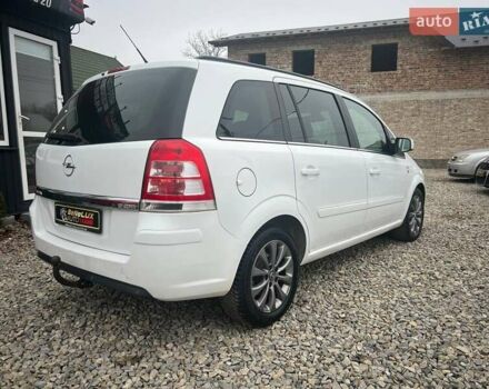 Білий Опель Зафіра, об'ємом двигуна 1.7 л та пробігом 313 тис. км за 6799 $, фото 6 на Automoto.ua