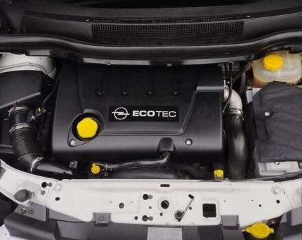 Опель Зафира 2010 в Луцке на Automoto.ua Белый Опель Зафира, объемом двигателя 1.91 л и пробегом 268 тыс. км за 5800 $, фото 18 на Automoto.ua