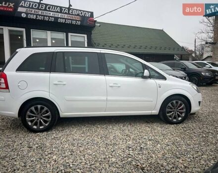 Білий Опель Зафіра, об'ємом двигуна 1.7 л та пробігом 313 тис. км за 6799 $, фото 7 на Automoto.ua