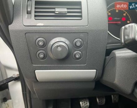 Білий Опель Зафіра, об'ємом двигуна 1.7 л та пробігом 313 тис. км за 6799 $, фото 31 на Automoto.ua