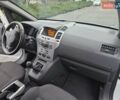 Белый Опель Зафира, объемом двигателя 1.6 л и пробегом 200 тыс. км за 6200 $, фото 71 на Automoto.ua