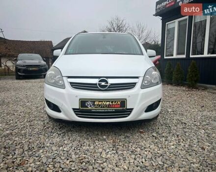 Білий Опель Зафіра, об'ємом двигуна 1.7 л та пробігом 313 тис. км за 6799 $, фото 2 на Automoto.ua