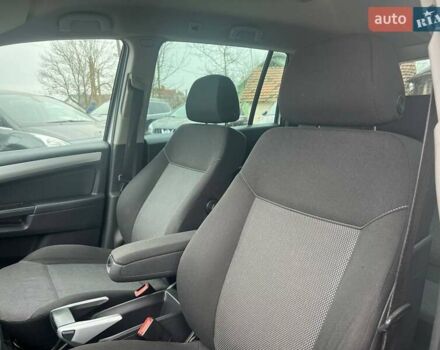 Білий Опель Зафіра, об'ємом двигуна 1.7 л та пробігом 313 тис. км за 6799 $, фото 21 на Automoto.ua