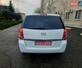 Белый Опель Зафира, объемом двигателя 1.6 л и пробегом 200 тыс. км за 6200 $, фото 7 на Automoto.ua