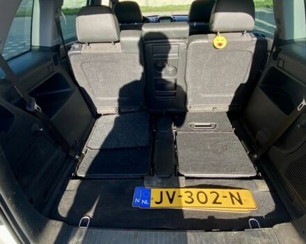 Белый Опель Зафира, объемом двигателя 1.7 л и пробегом 225 тыс. км за 7000 $, фото 17 на Automoto.ua