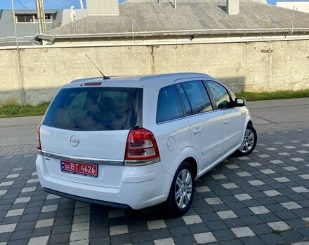 Белый Опель Зафира, объемом двигателя 1.7 л и пробегом 225 тыс. км за 7000 $, фото 2 на Automoto.ua
