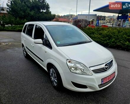 Белый Опель Зафира, объемом двигателя 1.6 л и пробегом 200 тыс. км за 6200 $, фото 14 на Automoto.ua