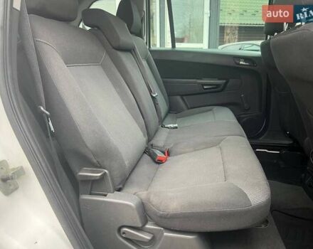 Білий Опель Зафіра, об'ємом двигуна 1.7 л та пробігом 313 тис. км за 6799 $, фото 25 на Automoto.ua