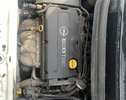 Белый Опель Зафира, объемом двигателя 1.6 л и пробегом 185 тыс. км за 6500 $, фото 6 на Automoto.ua