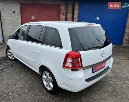 Белый Опель Зафира, объемом двигателя 1.8 л и пробегом 218 тыс. км за 7555 $, фото 5 на Automoto.ua