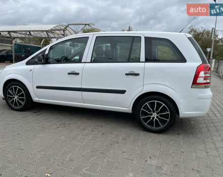 Білий Опель Зафіра, об'ємом двигуна 1.6 л та пробігом 244 тис. км за 6850 $, фото 4 на Automoto.ua