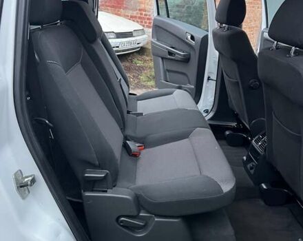 Белый Опель Зафира, объемом двигателя 1.8 л и пробегом 218 тыс. км за 7555 $, фото 30 на Automoto.ua