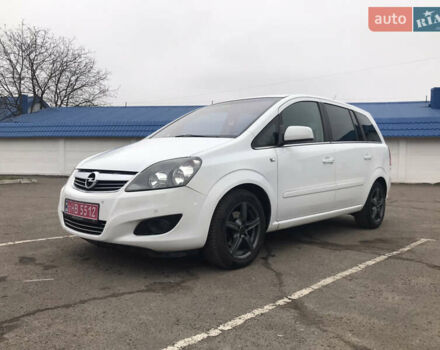 Белый Опель Зафира, объемом двигателя 1.8 л и пробегом 240 тыс. км за 7800 $, фото 5 на Automoto.ua
