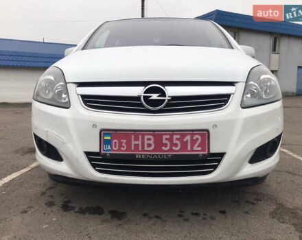 Белый Опель Зафира, объемом двигателя 1.8 л и пробегом 240 тыс. км за 7800 $, фото 2 на Automoto.ua