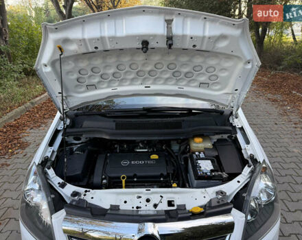 Белый Опель Зафира, объемом двигателя 1.8 л и пробегом 218 тыс. км за 6900 $, фото 22 на Automoto.ua