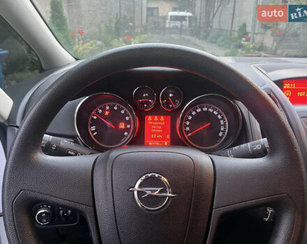 Білий Опель Зафіра, об'ємом двигуна 1.36 л та пробігом 63 тис. км за 6300 $, фото 7 на Automoto.ua