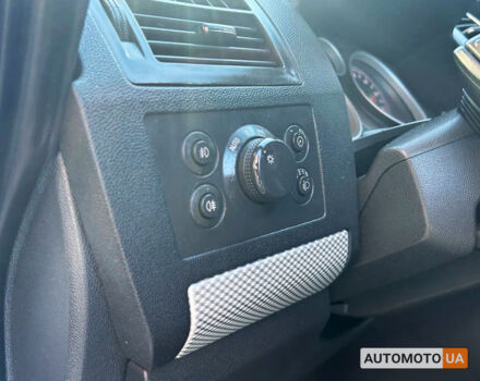 Белый Опель Зафира, объемом двигателя 1.7 л и пробегом 233 тыс. км за 7800 $, фото 10 на Automoto.ua