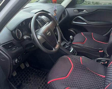 Білий Опель Зафіра, об'ємом двигуна 1.36 л та пробігом 63 тис. км за 6300 $, фото 3 на Automoto.ua