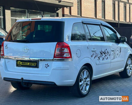 Белый Опель Зафира, объемом двигателя 1.7 л и пробегом 233 тыс. км за 7800 $, фото 5 на Automoto.ua