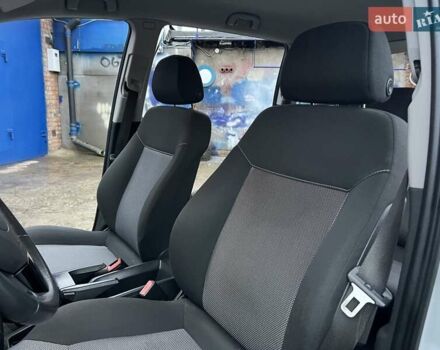 Белый Опель Зафира, объемом двигателя 1.8 л и пробегом 218 тыс. км за 7555 $, фото 23 на Automoto.ua