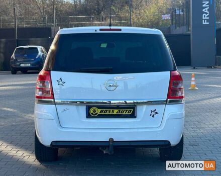 Белый Опель Зафира, объемом двигателя 1.7 л и пробегом 233 тыс. км за 7800 $, фото 4 на Automoto.ua