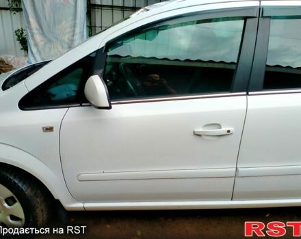 Білий Опель Зафіра, об'ємом двигуна 1.7 л та пробігом 220 тис. км за 6000 $, фото 2 на Automoto.ua