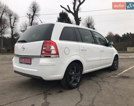 Белый Опель Зафира, объемом двигателя 1.8 л и пробегом 240 тыс. км за 7800 $, фото 9 на Automoto.ua