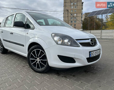 Білий Опель Зафіра, об'ємом двигуна 1.6 л та пробігом 244 тис. км за 6850 $, фото 46 на Automoto.ua