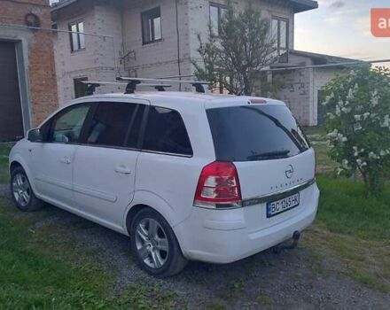 Белый Опель Зафира, объемом двигателя 1.7 л и пробегом 184 тыс. км за 7200 $, фото 3 на Automoto.ua
