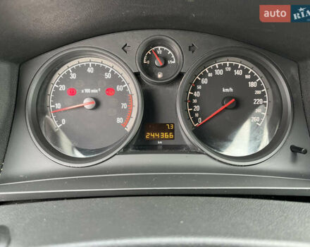 Білий Опель Зафіра, об'ємом двигуна 1.6 л та пробігом 244 тис. км за 6850 $, фото 40 на Automoto.ua